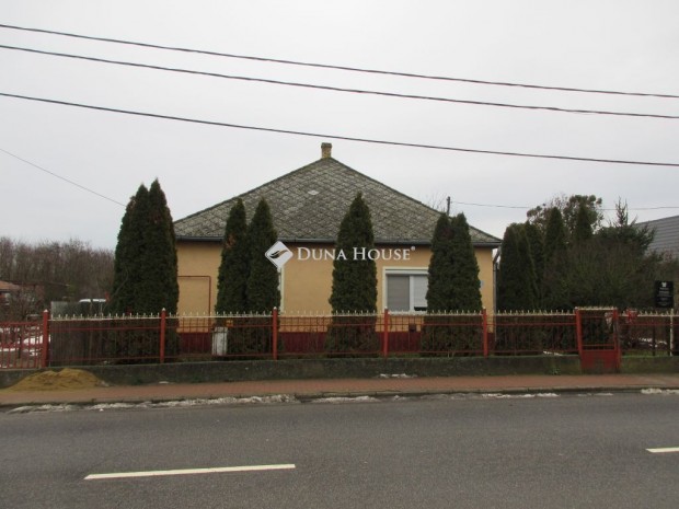 Besztereci 73 nm-es h�z elad�