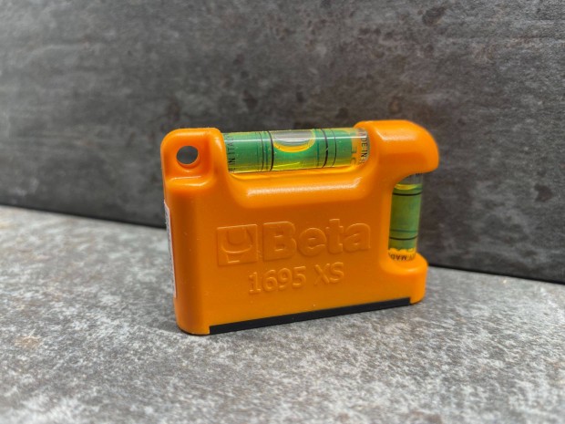 Beta 1695XS Kompakt Mágneses zseb vízmérték