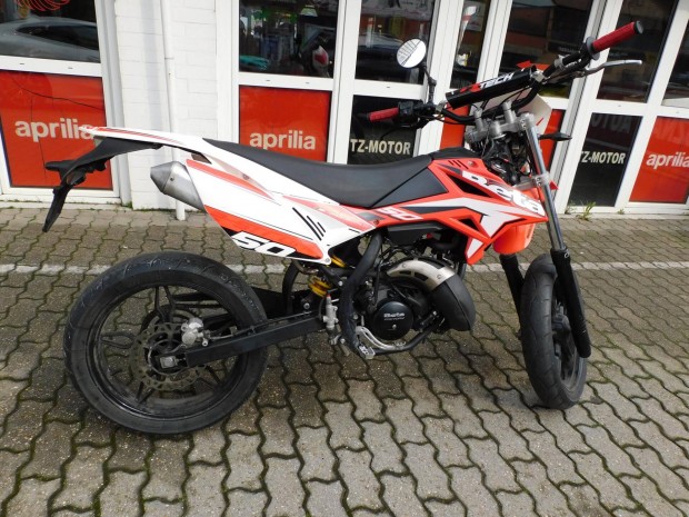 Betamotor RR 50 2T! Supermoto!