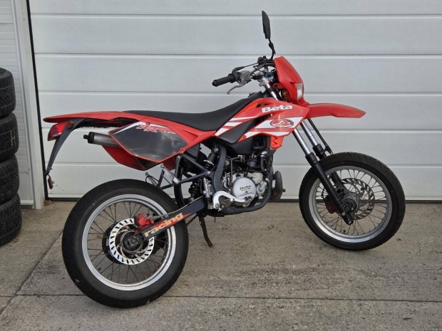 Betamotor RR 50 j continental gumik!