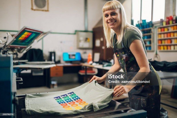 Betan�tott munkat�rsat keres�nk kecskem�ti nyomd�ba!