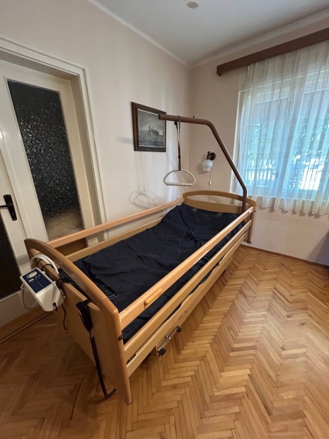 Betegágy és felfekvés elleni kompressziós matrac