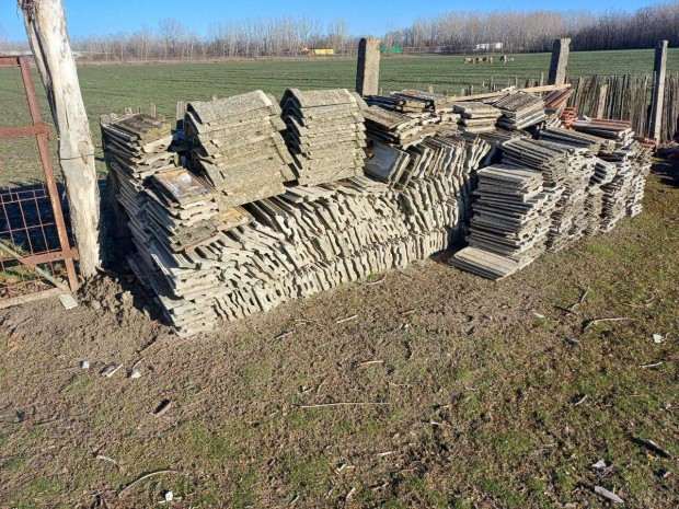 Beton cserp elad