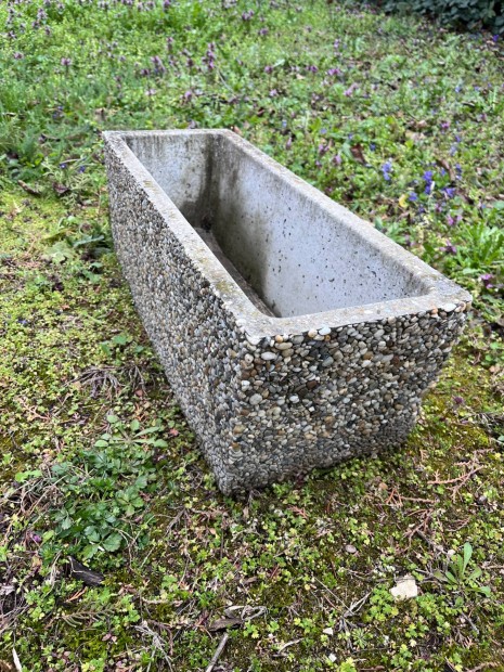 Hasznalt Beton Viraglada () Hasznalt Beton Viraglada