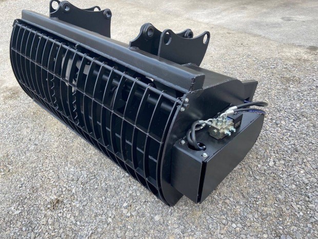 Betonkever� kan�l 550 liter. /Homlokrakod�, Teleszk�pos rakod�, Stb./