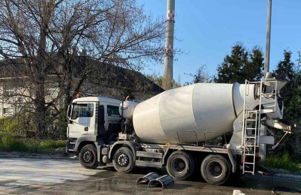 Betonmixer G�pkocsivezet�