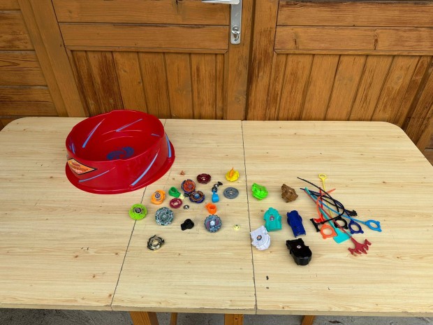 Beyblade csomag