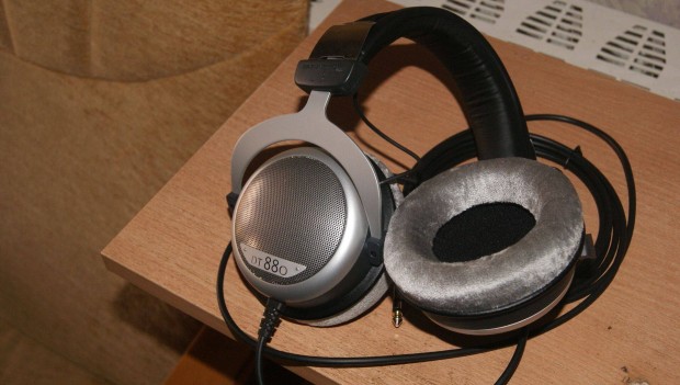 Beyerdynamic DT 880 600ohm még 1 év garival