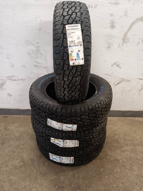 Bfgoodrich Trail Terrain T/A 225/65R17
