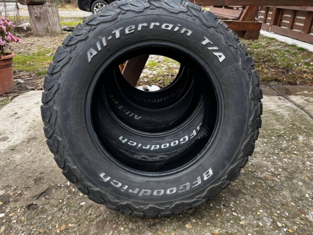 Bfgoodrich all-terrain 245/70r17