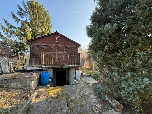 Biatorb�gy �rgehegyen elad� z�rtkerti nyaral�, h�tv�gi h�z!