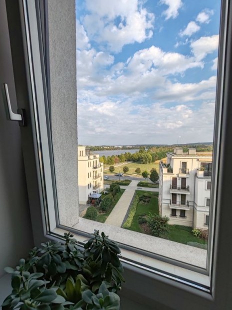 Biatorb�gy, T�park, 52 m2-es, t�rsash�zi lak�s, 2 szob�s, fel�j�tott