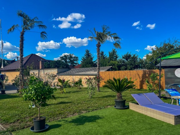 Bicske, 4 szob�s  t�gla lak�s elad�