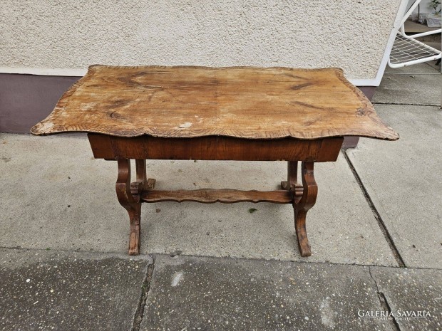 Biedermeier asztal, 120x 65 cm asztallappal jó állapotban