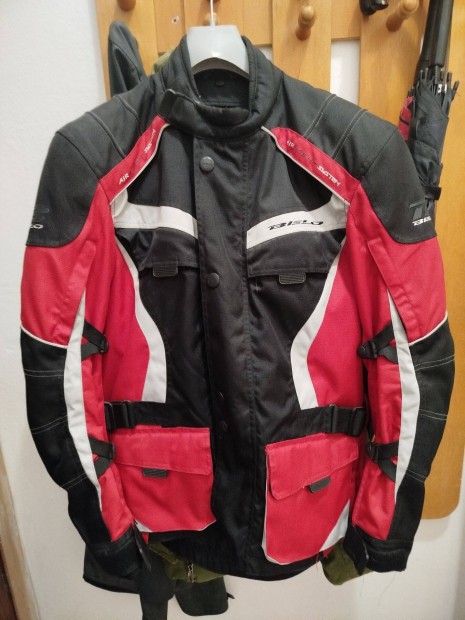 Bielo Motoros kabt M-es protektoros