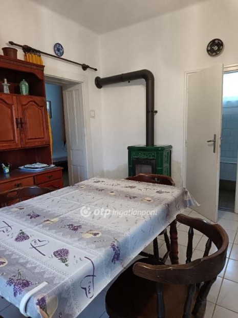 Bihartordai 80 nm-es h�z elad�