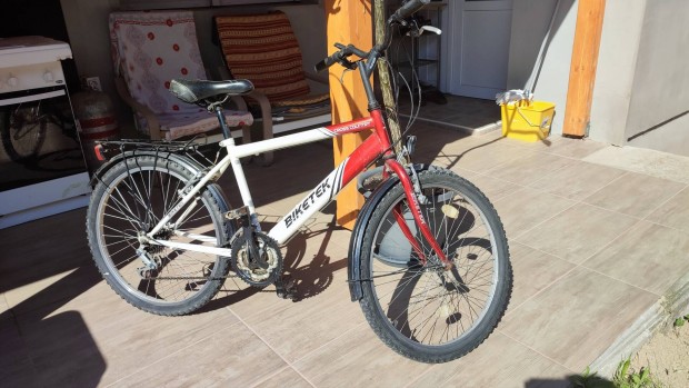Biketek 24 gyermek city bike kerékpár eladó