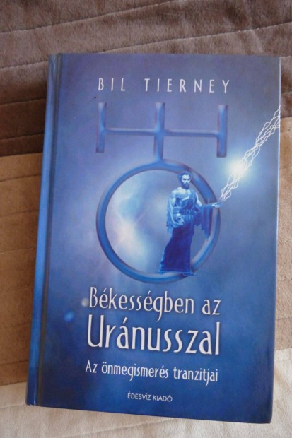 Bil Tierney : Bkessgben az Urnusszal