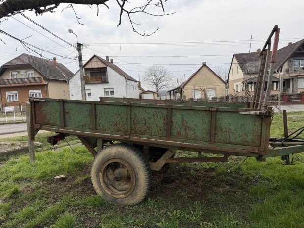 Billencs p�tkocsi egytengelyes