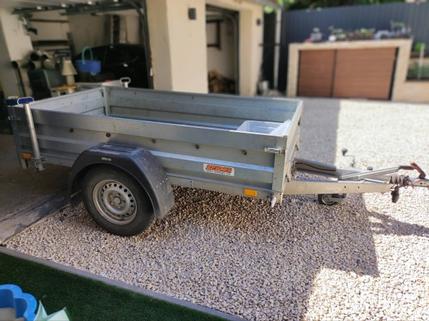 Billenthet utnfut 1300kg ssztmeg.