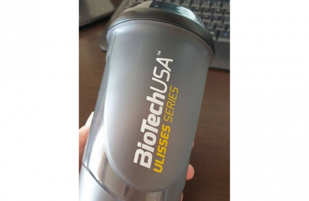 Biotechusa shaker kulacs keverpalack 600 ml - fekete