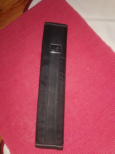 Biztonsági öv párna, védő, 28,5 x 6,5 cm, fekete, velúr, velúrbőr,új