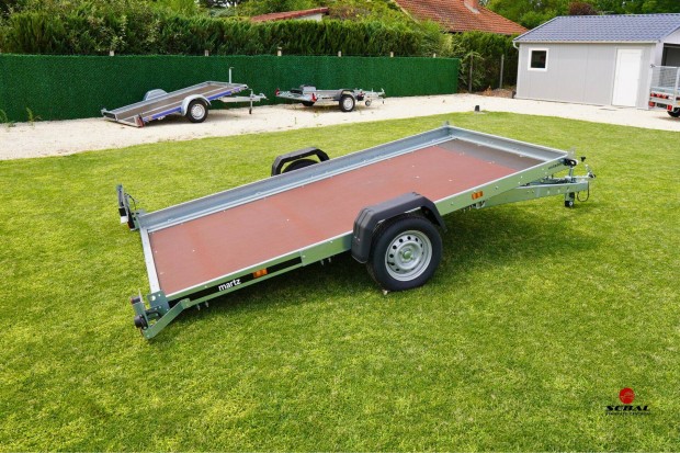 Black Friday! j 3.3m-es utnfut (750kg-os) Mezkvesden rendszmmal