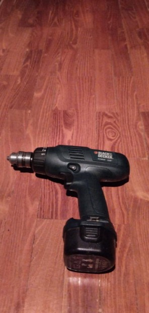 Black & Decker akkus behajtó és fúró