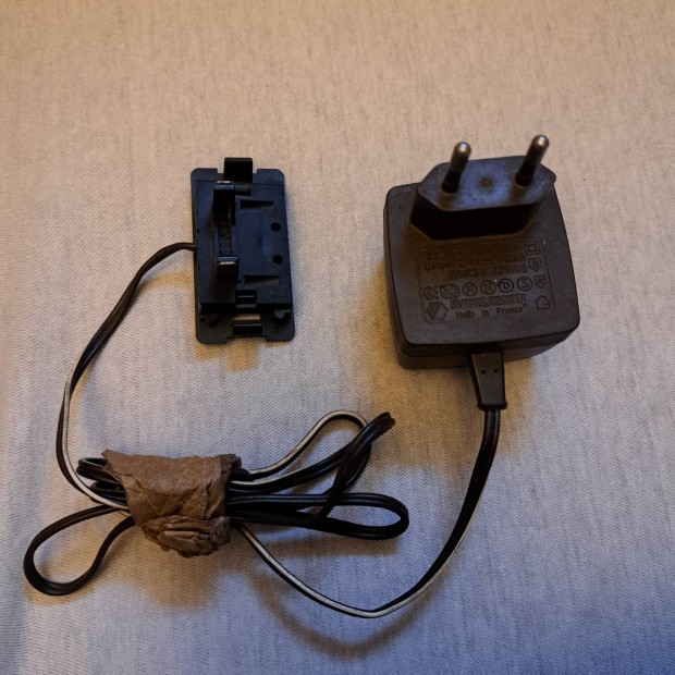 Black & Decker az adapter 2.8V