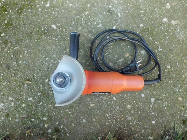 Black and Decker sarokcsiszol