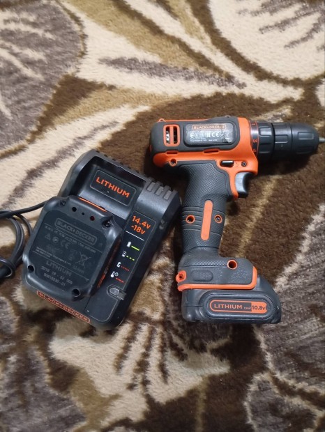 Black decker akkus fúró