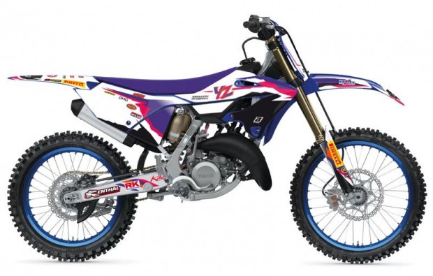 Blackbird replica team yamaha factory 23, 50 vforduls teljes grafika