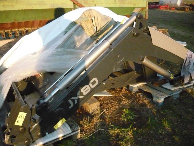 Blackbull Jx80 homlokrakodó