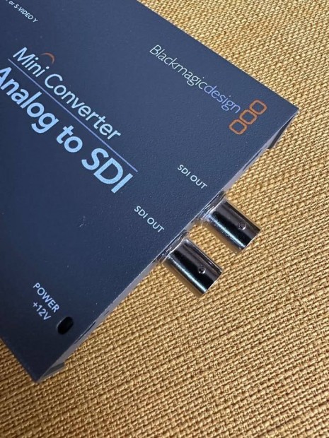 Blackmagic Design Analog to SDI converter / konverter