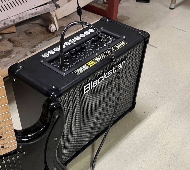 Blackstar ID:Core 40 V4 sztere 40W gitrkomb