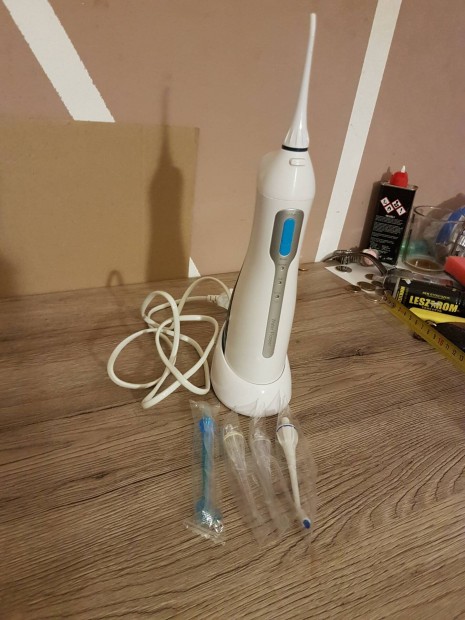 Blaupnkt Wireless Oral Irrigator  ( Watter Flosser ) 