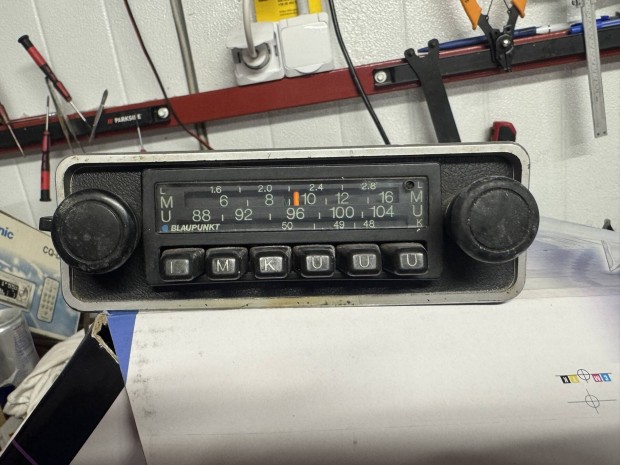 Blaupunkt Frankfurt retro r�di� fejegys�g Porsche Mercedes VW BMW 