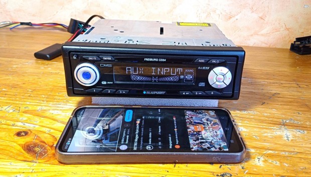 Blaupunkt Freiburg okosított audio BLUETOOTH-os 4×45W-os autórádió