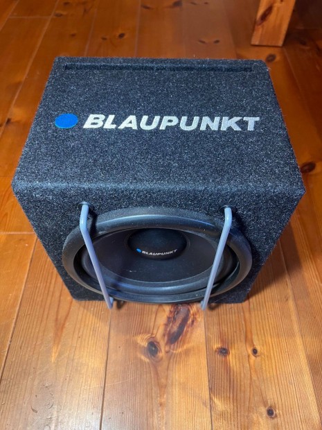 Blaupunkt GTB 8200A aktív autós mélynyomó