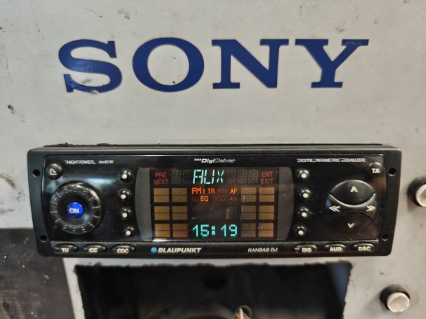 Blaupunkt Kansas DJ Bluetooth autórádió