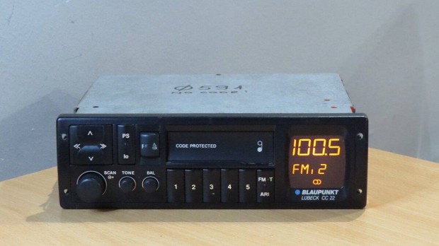 Blaupunkt Lübeck CC 22 régi rádió autórádió magnó