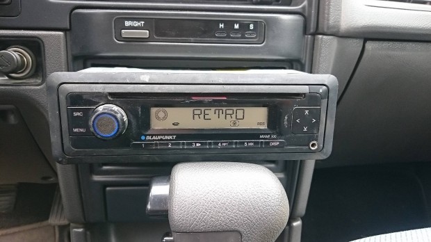 Blaupunkt Miami 100 CD autrdi fejegysg, CD-s autrdi