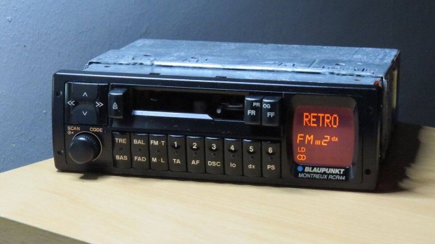 Blaupunkt Montreux RCR 44 retro rádió autórádió magnó