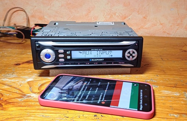 Blaupunkt Retro okosított audio BLUETOOTH-os 4×45W-os autórádió