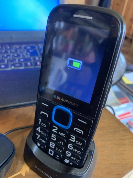 Blaupunkt nyomgombos mobiltelefon