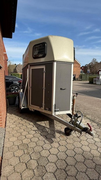 Blomert T2 L�szall�t� 2 L� r�sz�re