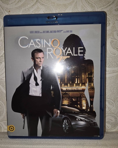 Blu ray:Casino Royale/Skyfall(James Bond)