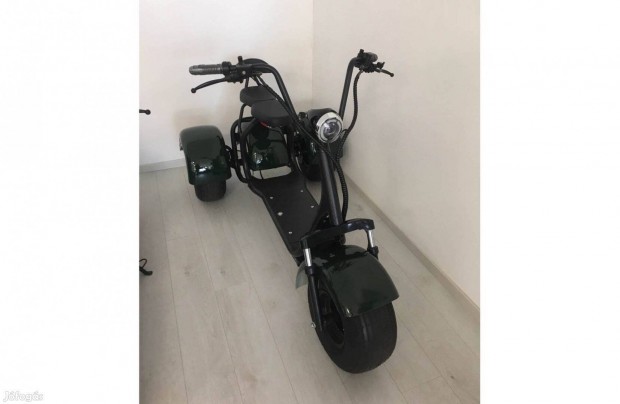 Blue Way T15 elektromos roller új dobozolt Nagy akku