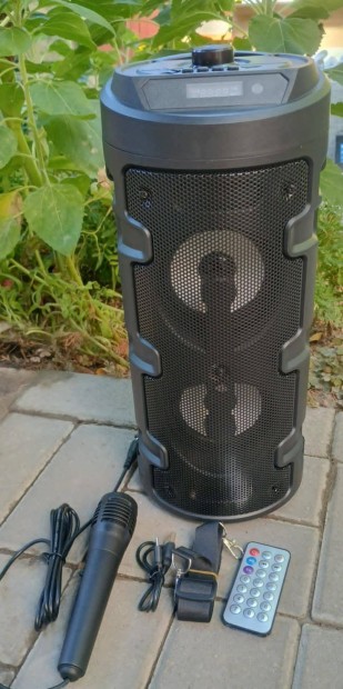 Bluetooht-os hangfal, hangsz�r�, mikrofonnal, t�vir�ny�t�val, 40 cm ma
