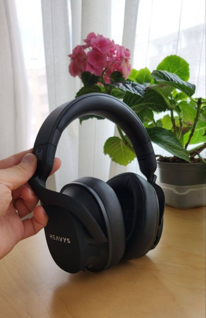 Bluetooth fejhallgat "Heavys"/ Bluetooth headphones "Heavys"